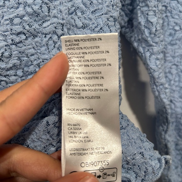 Kimchi Blue Light Blue Lace Ruched Top - Picture 5 of 6